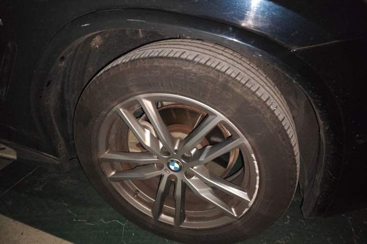 Used BMW X3 2020 xDrive28i M Sport Package Right Front Wheel Hub