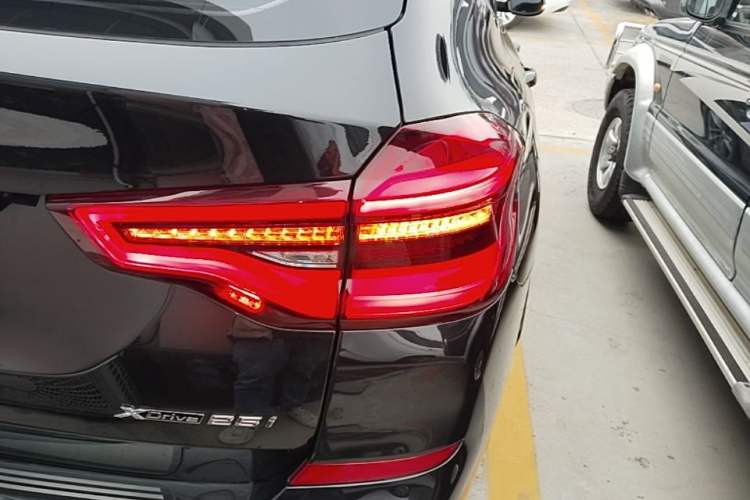 Used BMW X3 2020 xDrive25i M Sport Package Right Rear Taillight
