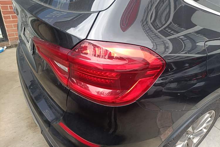 Used BMW X3 2020 xDrive25i Luxury Package Right Rear Taillight