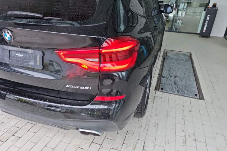 Used BMW X3 2020 xDrive25i M Sport Package Right Rear Taillight