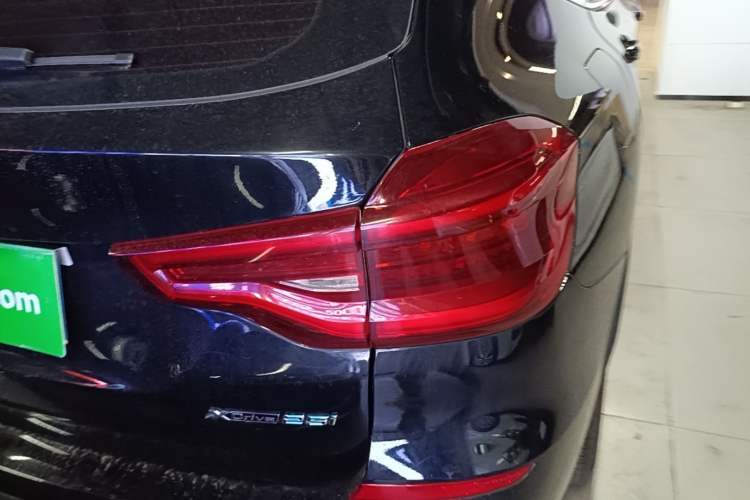 Used BMW X3 2020 xDrive25i Luxury Package Right Rear Taillight