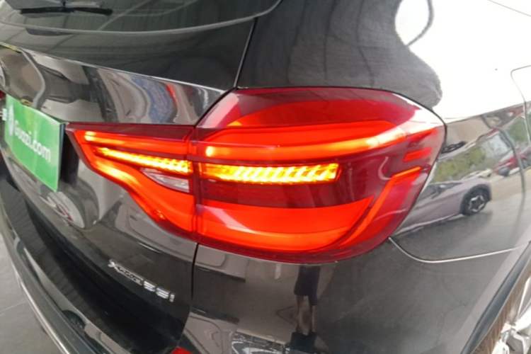 Used BMW X3 2020 xDrive25i Luxury Package Right Rear Taillight