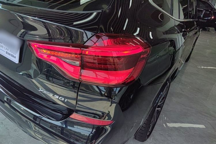 Used BMW X3 2020 xDrive30i Luxury Model with M Sport Package Right Rear Taillight