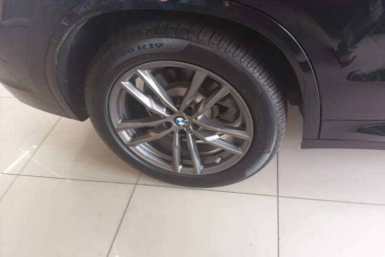 Used BMW X3 2020 xDrive28i M Sport Package Right Rear Wheel Hub