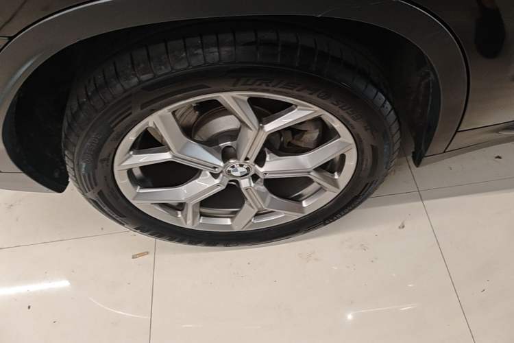 Used BMW X3 2020 xDrive28i Luxury Package Right Rear Wheel Hub