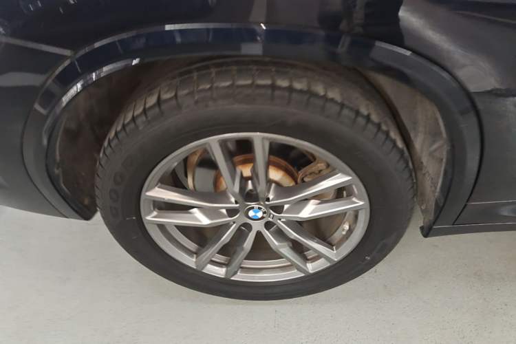Used BMW X3 2020 xDrive28i M Sport Package Right Rear Wheel Hub
