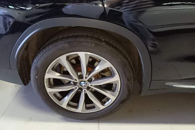 Used BMW X3 2020 xDrive25i Luxury Package Right Rear Wheel Hub