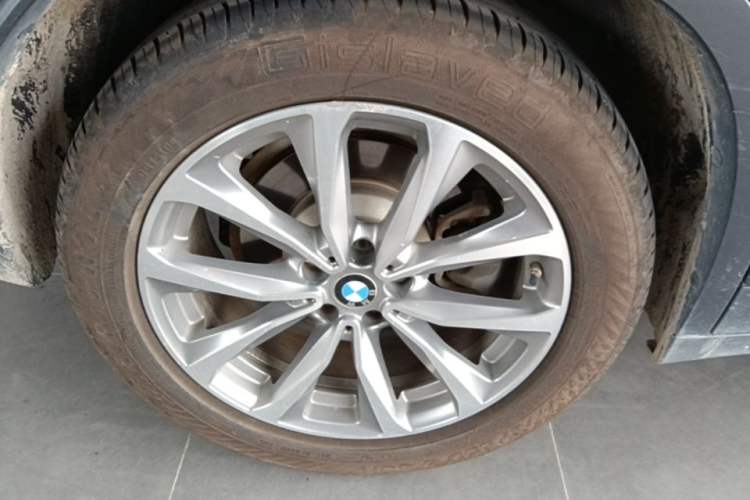 Used BMW X3 2020 xDrive25i Luxury Package Right Rear Wheel Hub