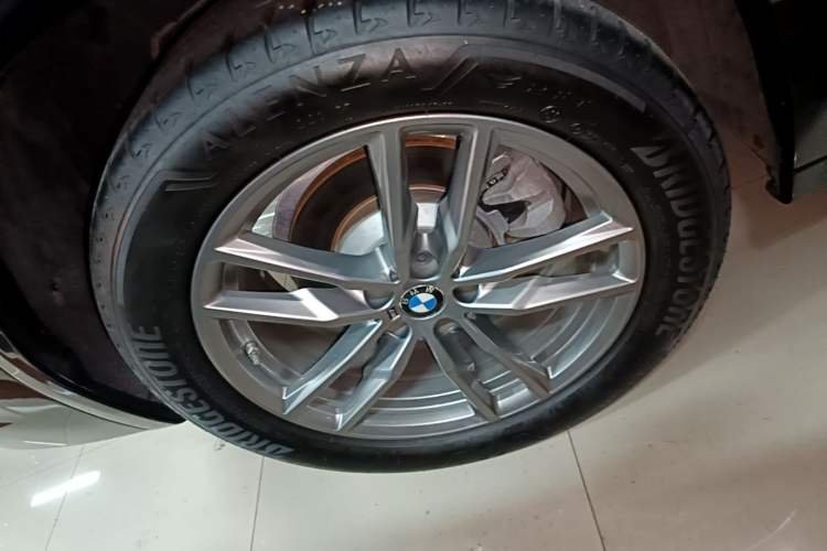 Used BMW X3 2020 xDrive25i M Sport Package Right Rear Wheel Hub