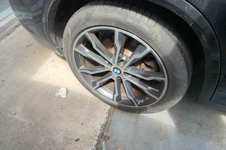 Used BMW X3 2020 xDrive30i Luxury Model with M Sport Package Right Rear Wheel Hub