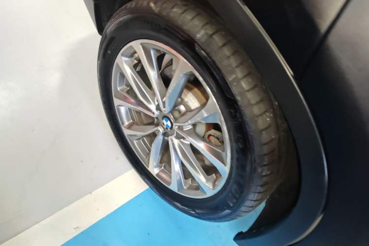 Used BMW X3 2020 xDrive25i Luxury Package Right Rear Wheel Hub