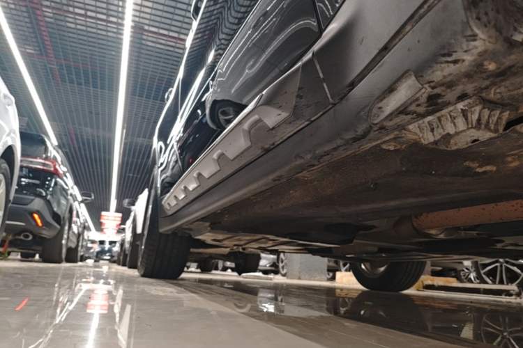 Used BMW X3 2020 xDrive28i Luxury Package Right Side Sill
