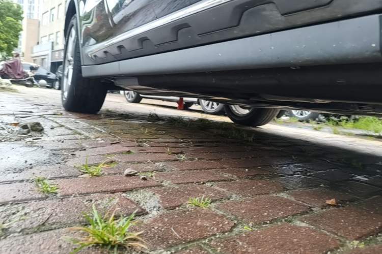 Used BMW X3 2020 xDrive28i Luxury Package Right Side Sill