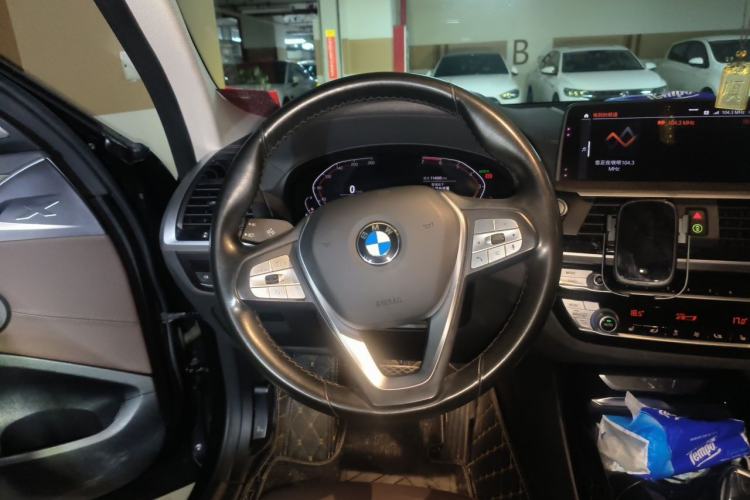 Used BMW X3 2020 xDrive28i Luxury Package Steering Wheel
