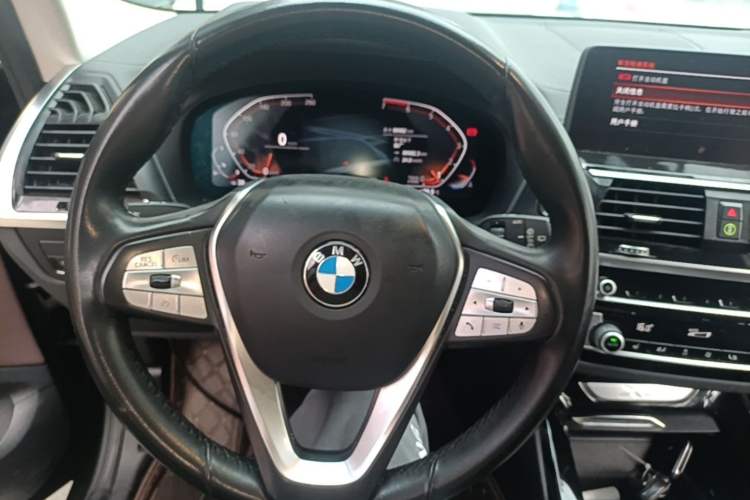 Used BMW X3 2020 xDrive25i Luxury Package Steering Wheel