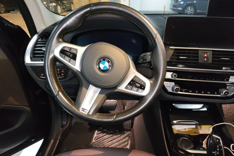 Used BMW X3 2020 xDrive25i M Sport Package Steering Wheel