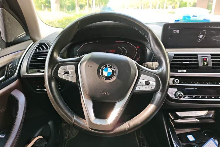 Used BMW X3 2020 xDrive28i Luxury Package Steering Wheel