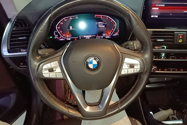 Used BMW X3 2020 xDrive25i Luxury Package Steering Wheel