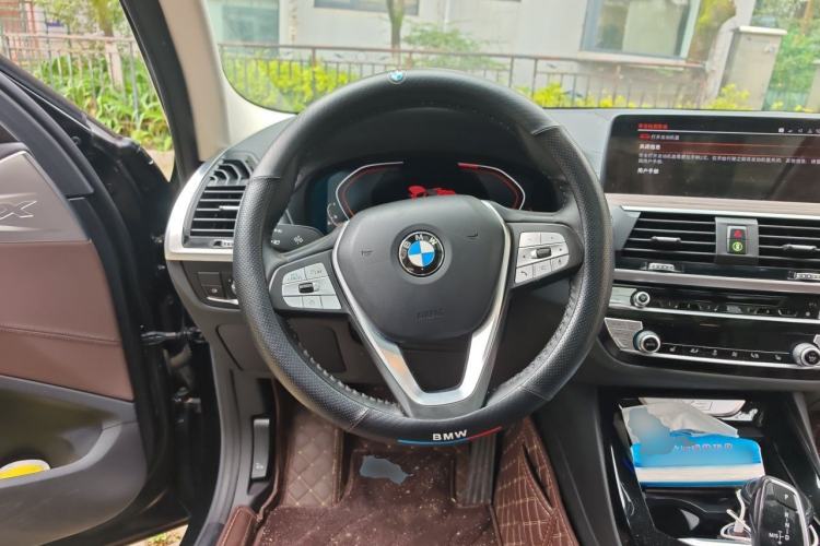 Used BMW X3 2020 xDrive28i Luxury Package Steering Wheel
