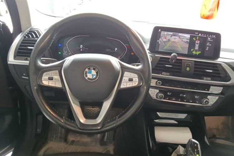 Used BMW X3 2020 xDrive25i Luxury Package Steering Wheel