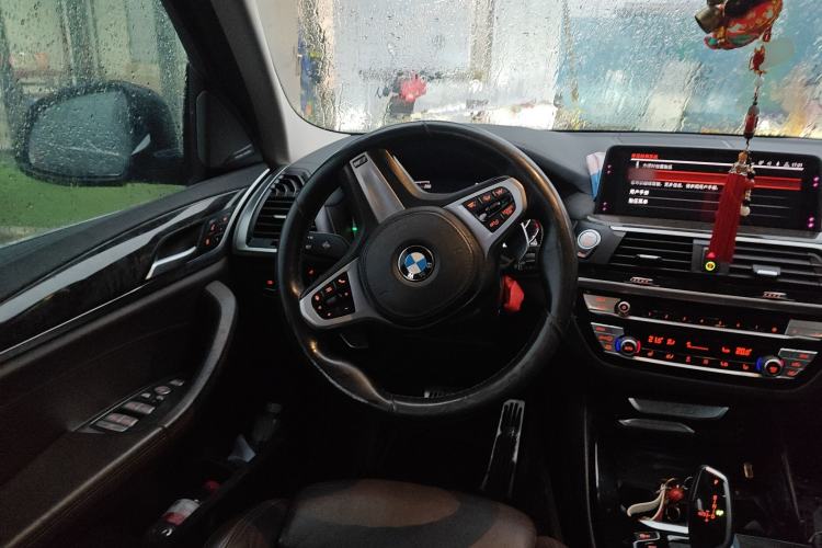 Used BMW X3 2020 xDrive30i Luxury Model with M Sport Package Steering Wheel