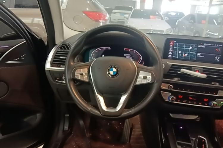 Used BMW X3 2020 xDrive28i Luxury Package Steering Wheel