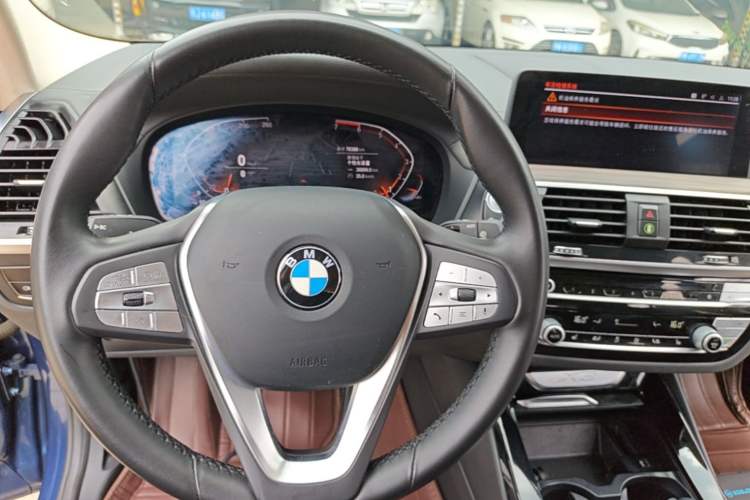 Used BMW X3 2020 xDrive28i Luxury Package Steering Wheel