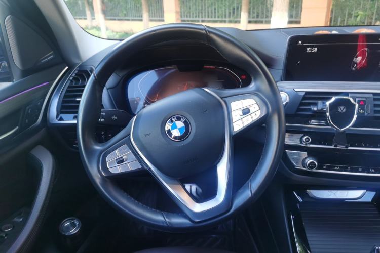 Used BMW X3 2020 xDrive28i Luxury Package Steering Wheel