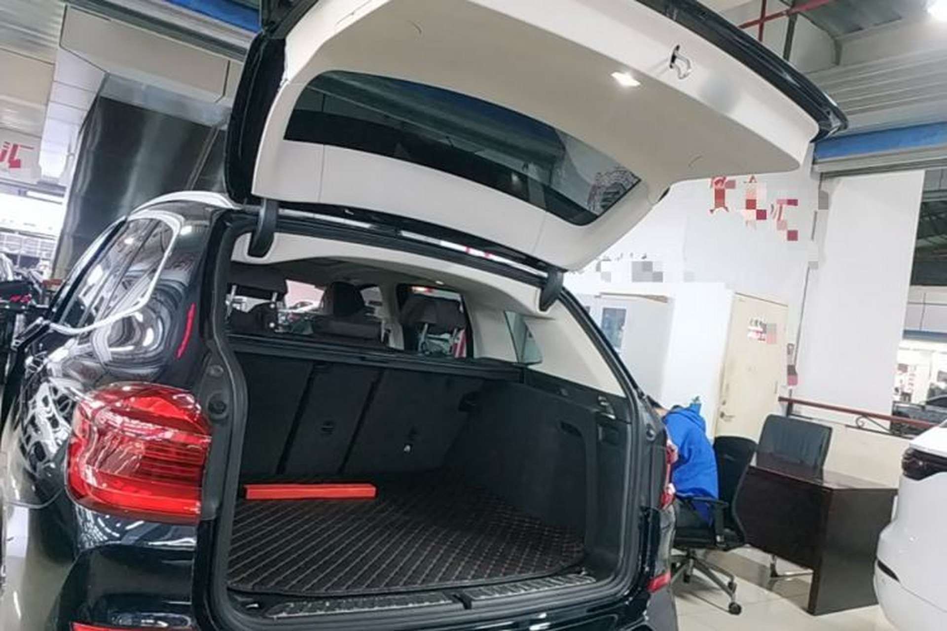 Used BMW X3 2020 xDrive25i M Sport Package Trunk