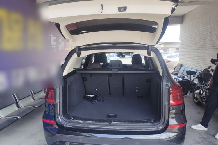 Used BMW X3 2020 xDrive25i Luxury Package Trunk