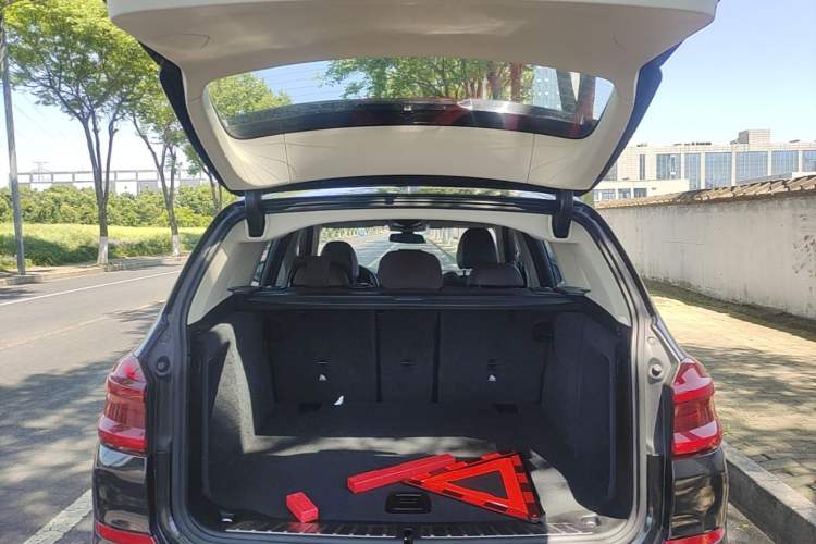 Used BMW X3 2020 xDrive28i M Sport Package Trunk