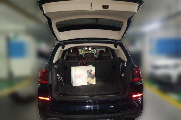 Used BMW X3 2020 xDrive30i Luxury Model with M Sport Package Trunk