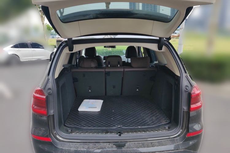 Used BMW X3 2020 xDrive28i Luxury Package Trunk