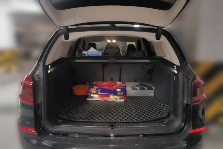 Used BMW X3 2020 xDrive28i Luxury Package Trunk
