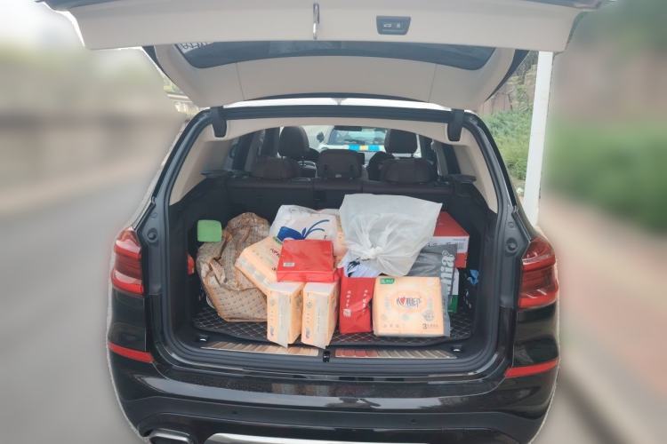 Used BMW X3 2020 xDrive25i Luxury Package Trunk