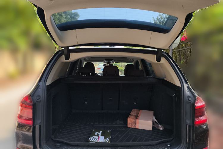 Used BMW X3 2020 xDrive28i M Sport Package Trunk