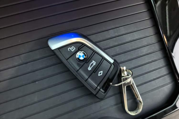 Used BMW X3 2020 xDrive28i Luxury Package Vehicle Key