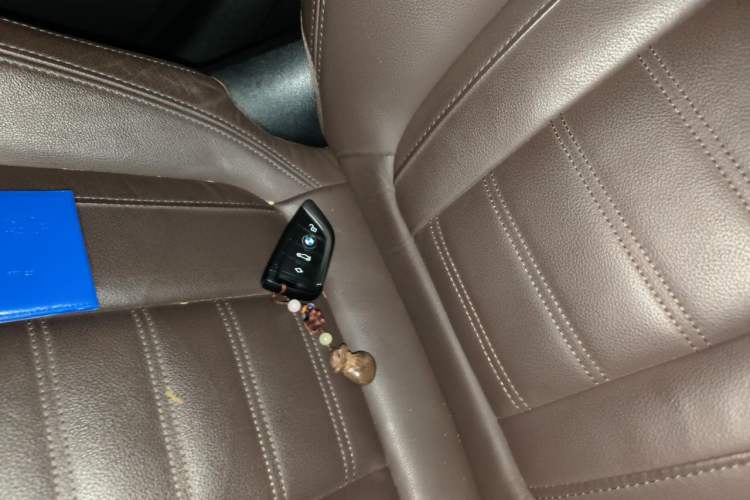 Used BMW X3 2020 xDrive28i Luxury Package Vehicle Key