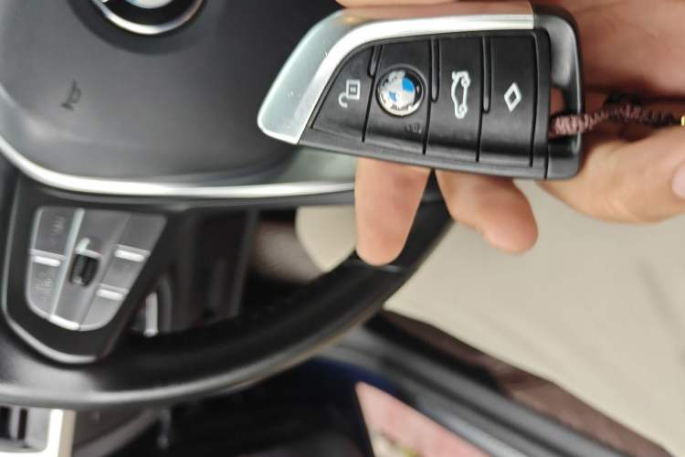 Used BMW X3 2020 xDrive28i Luxury Package Vehicle Key