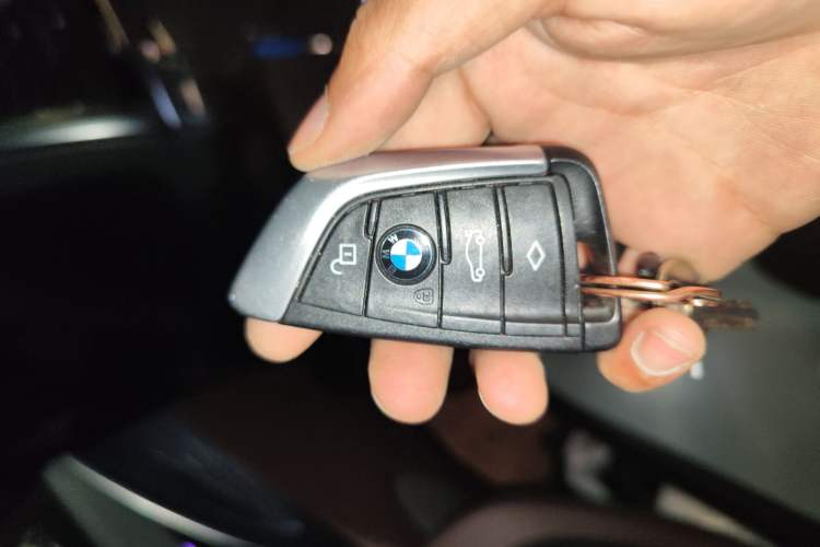 Used BMW X3 2020 xDrive30i Luxury Model with M Sport Package Vehicle Key