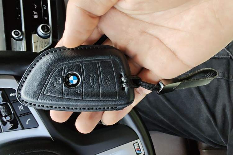 Used BMW X3 2020 xDrive30i Luxury Model with M Sport Package Vehicle Key