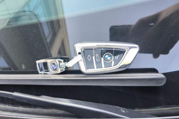 Used BMW X3 2020 xDrive28i Luxury Package Vehicle Key