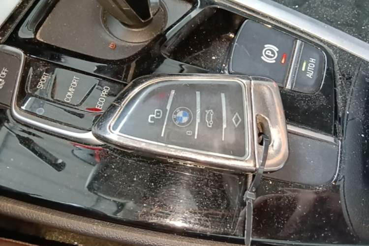 Used BMW X3 2020 xDrive25i Luxury Package Vehicle Key