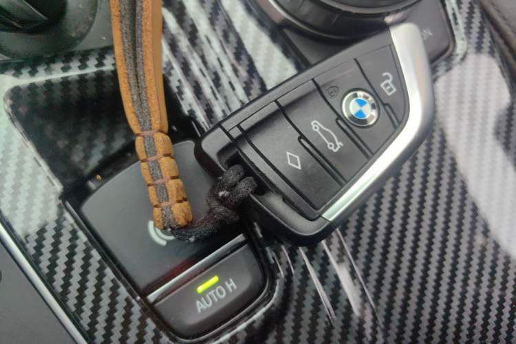 Used BMW X3 2020 xDrive28i Luxury Package Vehicle Key