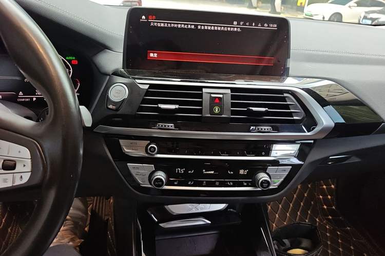 Used BMW X3 2020 xDrive25i Luxury Package Audio And AC Panel