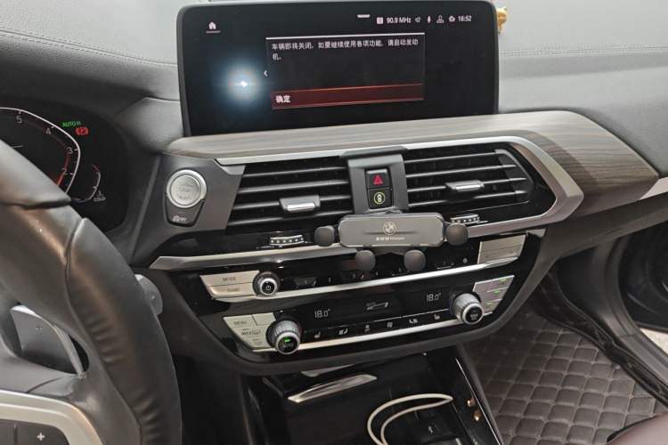 Used BMW X3 2020 xDrive28i M Sport Package Audio And AC Panel