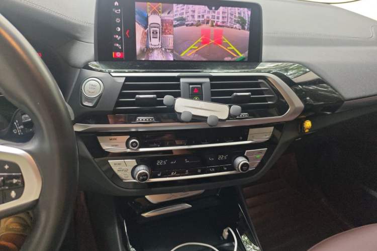 Used BMW X3 2020 xDrive25i M Sport Package Audio And AC Panel