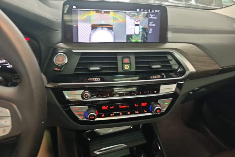 Used BMW X3 2020 xDrive28i Luxury Package Audio And AC Panel