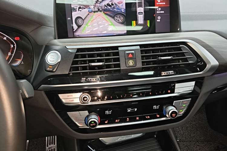 Used BMW X3 2020 xDrive28i M Sport Package Audio And AC Panel
