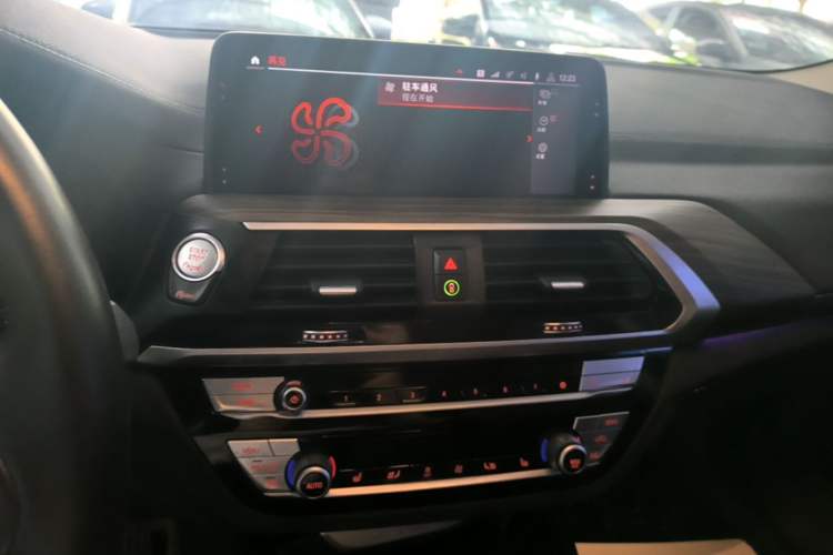 Used BMW X3 2020 xDrive28i Luxury Package Audio And AC Panel